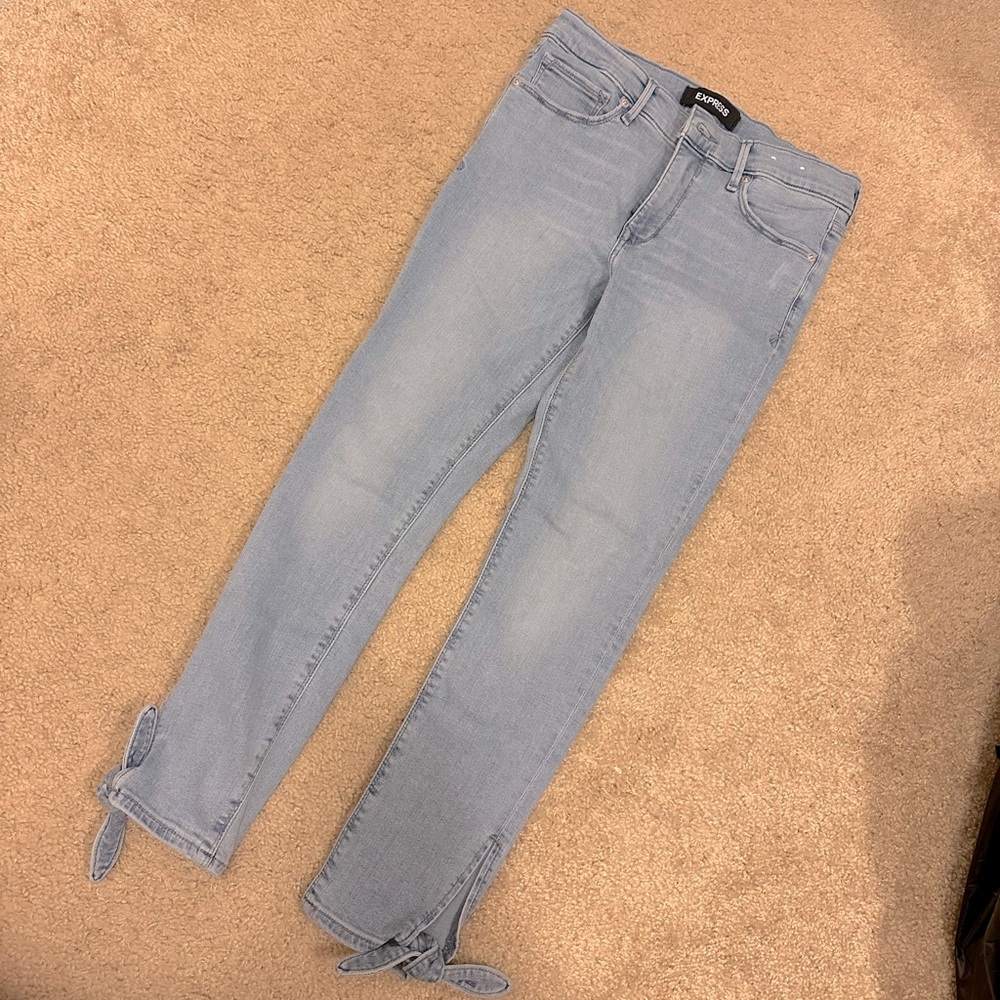 NWOT Express Cropped Jean Leggings Size 6